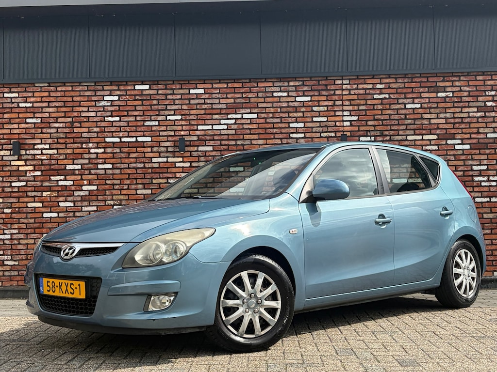 Hyundai i30 1.4i Blue Dynamic 5-Deurs Clima Elek.Pakket Orig.NL Onderhouden!