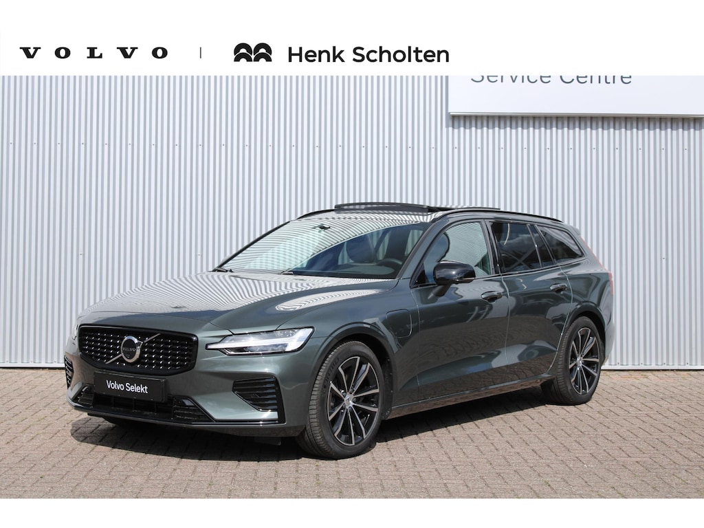 Volvo V60 T8 Plug-in hybrid AWD Plus Dark | Trekhaak | Panoramadak | Verwarmbare voorstoelen, achterbank en stuurwiel | Head-up display | 360 graden camera | Premium audio by Harman Kardon | Apple carplay/Android auto