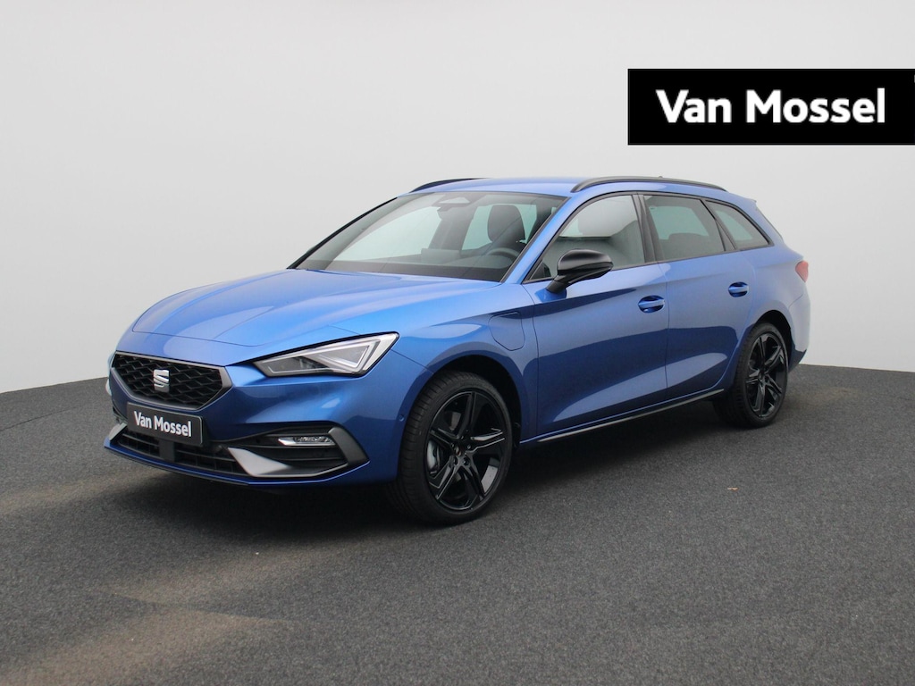 SEAT Leon Sportstourer 1.5 TSI e-Hybrid FR Business 204 PK | €6.200,- Actievoordeel t.o.v. Prijs 2026! | Automaat | LED Koplampen | Trekhaak | Navigatie | Climate Control | Apple Carplay/Android Auto | Achteruitrijcamera | Adaptive Cruise Control | Parkeersensoren | Privacy Glass | Virtual Cockpit | Direct leverbaar! |