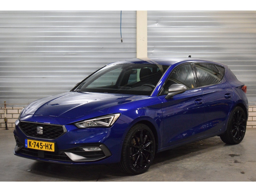 SEAT Leon 1.0 TSI FR Launch Edition 92.000KM! + Virtual Cockpit|Camera|Parkeerassist|Stoel/Stuurverwarming|Trekhaak|