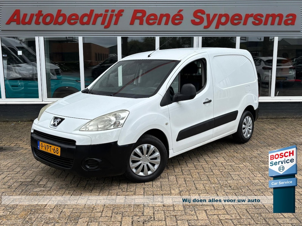 Peugeot Partner 120 1.6 e-HDI L1 XT Profit + | 3 Zitplaatsen | Trekhaak | Airco | APK 27-08-2026