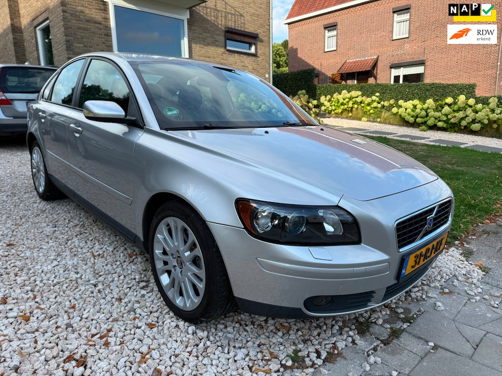 Volvo S40 2.4i Summum Xenon/Leder/PDC/Nwe APK.