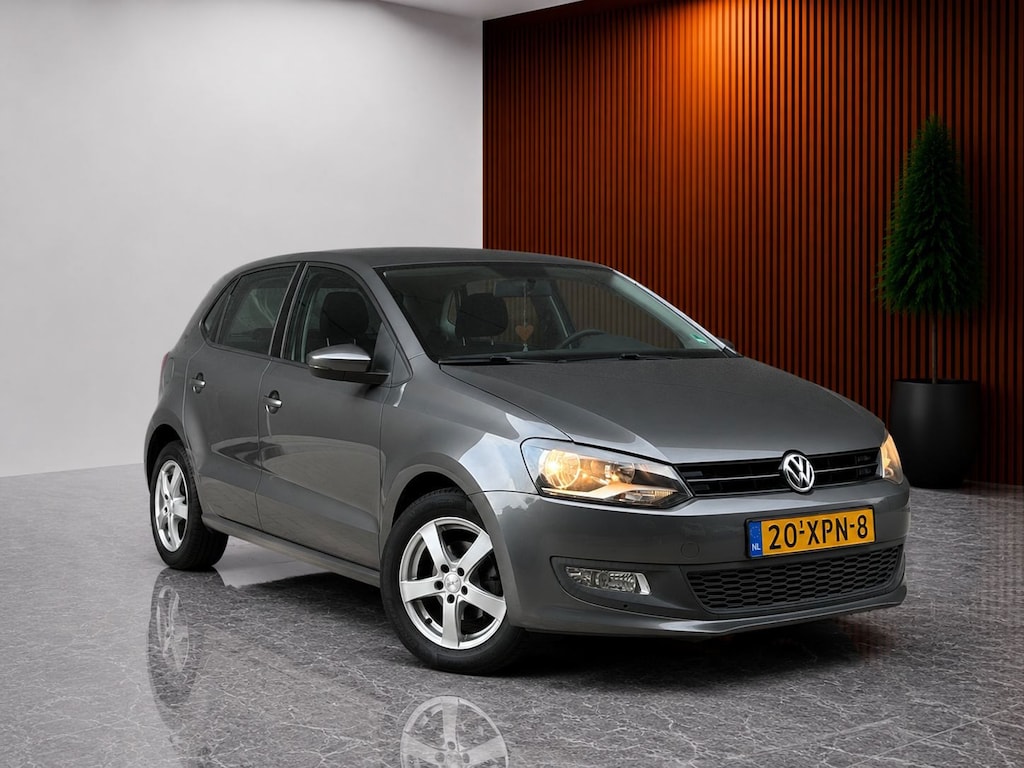 Volkswagen Polo 1.2 TSI BlueMotion Comfortline (CRUISE CONTROL, NIEUWE KETTING, BLEUTOOTH, AIRCO, ELEKT RAMEN, NL-AUTO, ETC!)