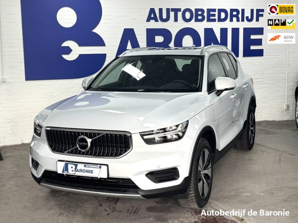 Volvo XC40 1.5 T3 Momentum Business, adaptive cruise