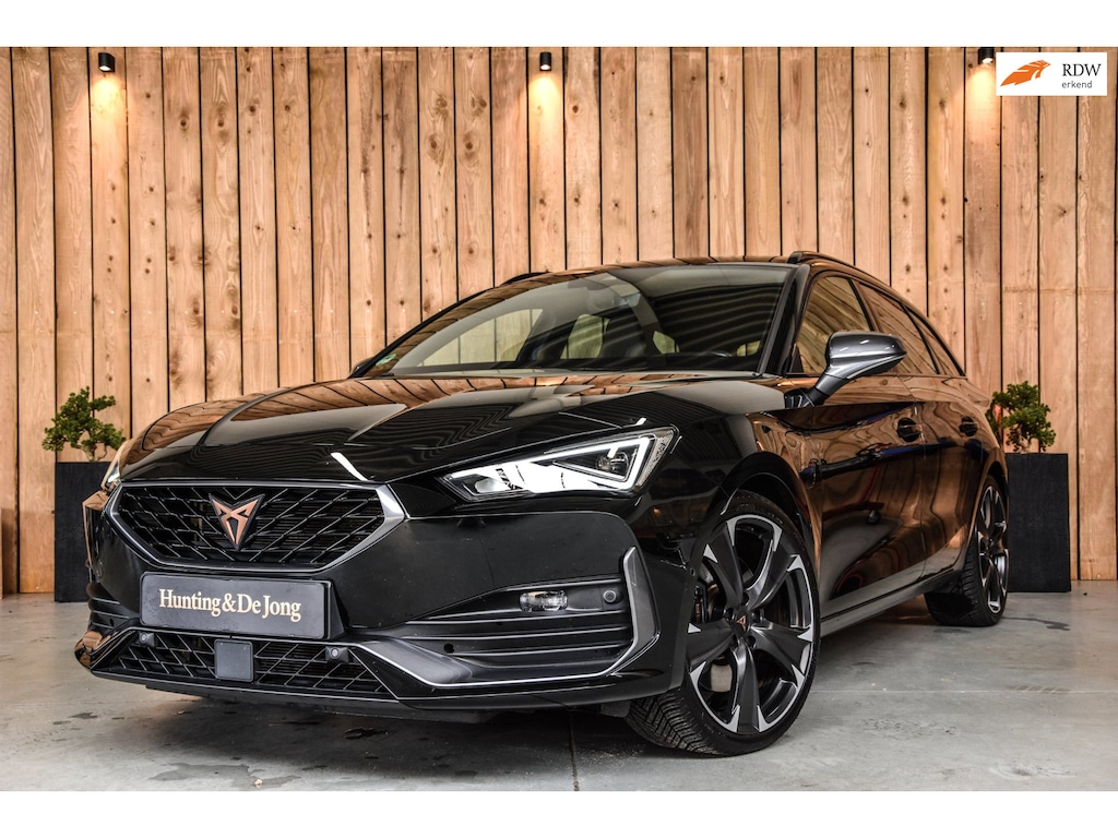 CUPRA Leon Sportstourer 1.4 e-Hybrid VZ *Camera*Elek. Stoel*Keyless*DCC*ACC*