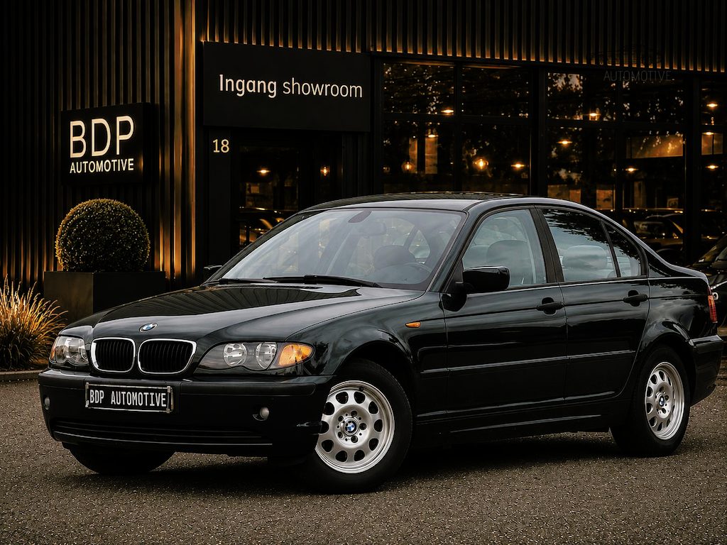 BMW 3-Serie 316i Executive NL Auto | Youngtimer | Lage KM Stand | Automaat