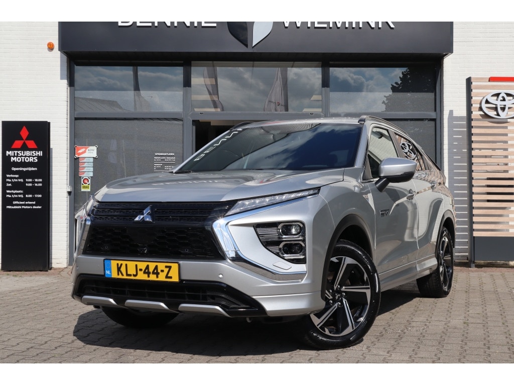 Mitsubishi Eclipse Cross 2.4 PHEV Executive | AdaptiveCruise | Standkachel | All Seasons