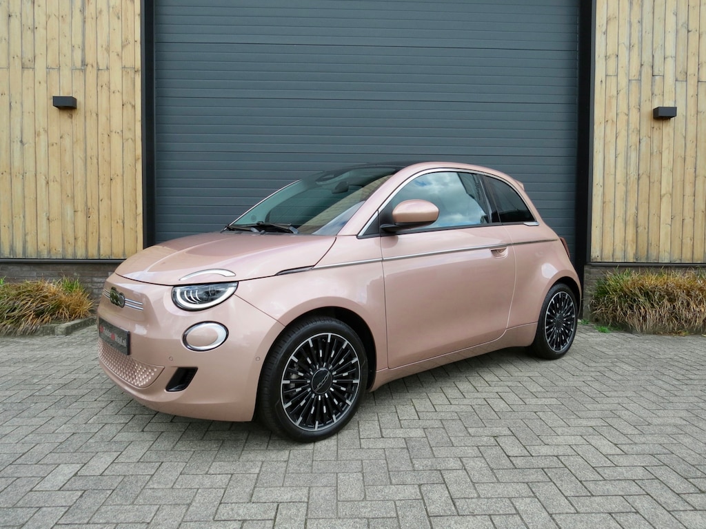 Fiat 500e 3+1 La Prima By Bocelli 42 kWh *Pano *Carplay *Jbl