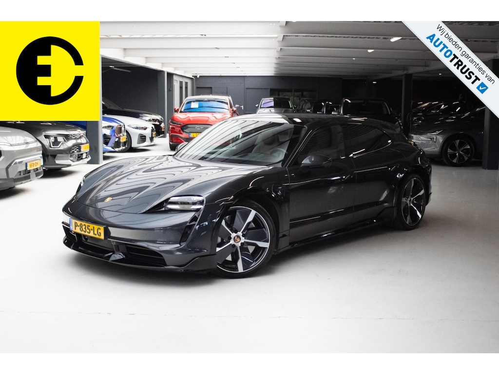 Porsche Taycan Cross Turismo Turbo 93 kWh | SOH 92.6% |Sportchrono | Stoelventilatie |Panodak