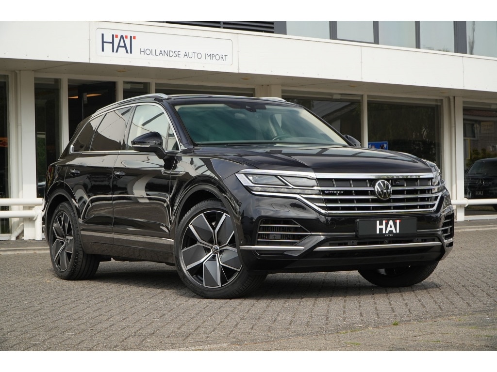 Volkswagen Touareg 3.0 TSi eHybrid 4M I Pano I ACC I Luchtvering I Trekhaak I 21 Inch I