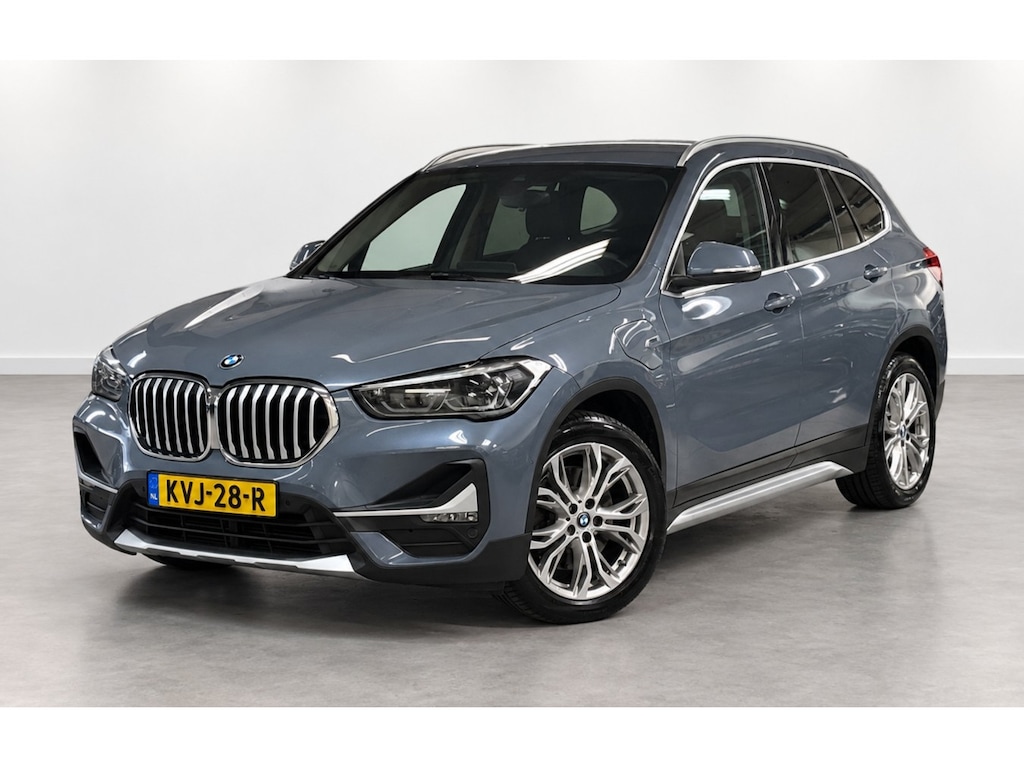 BMW X1 xDrive25e High Executive Navi Camera Head-Up Stoelverw. Elektrische Achterklep!