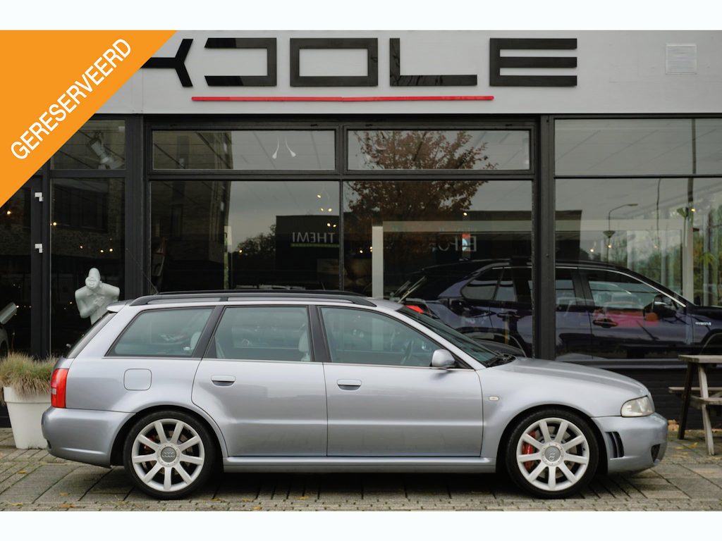 Audi RS4 Avant 2.7 V6 quattro