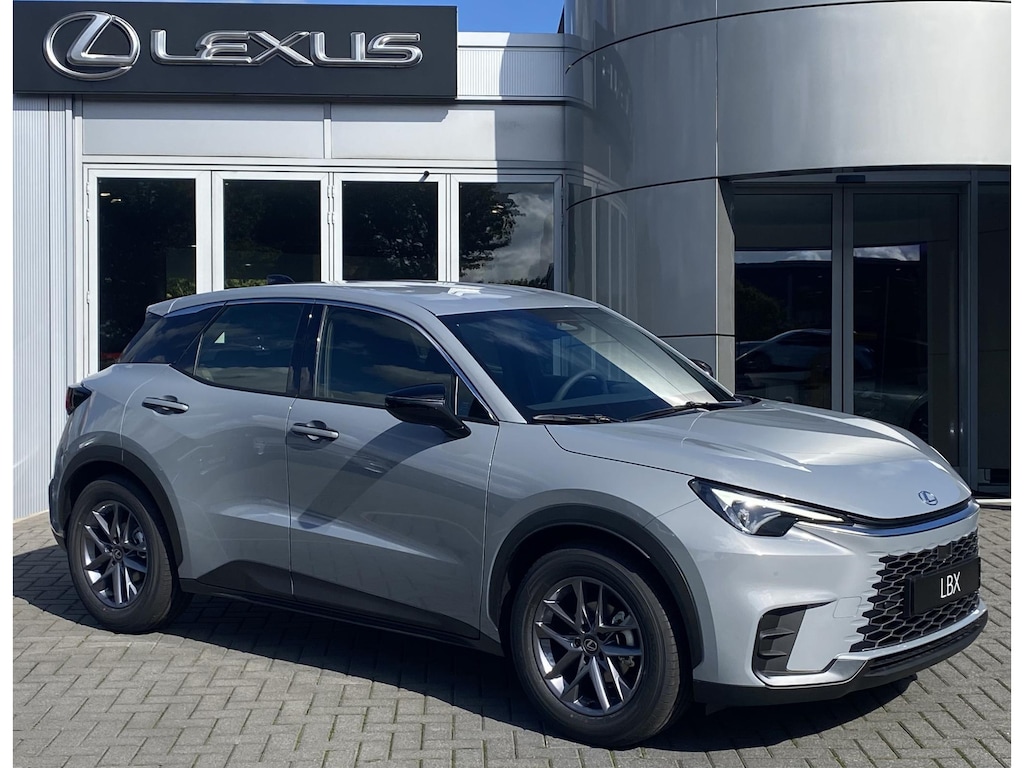 Lexus LBX 1.5 Preference Edition 2WD DIRECT LEVERBAAR COMFORT & SAFETY PACK STOELVERW KEYLESS BLIND-SPOT