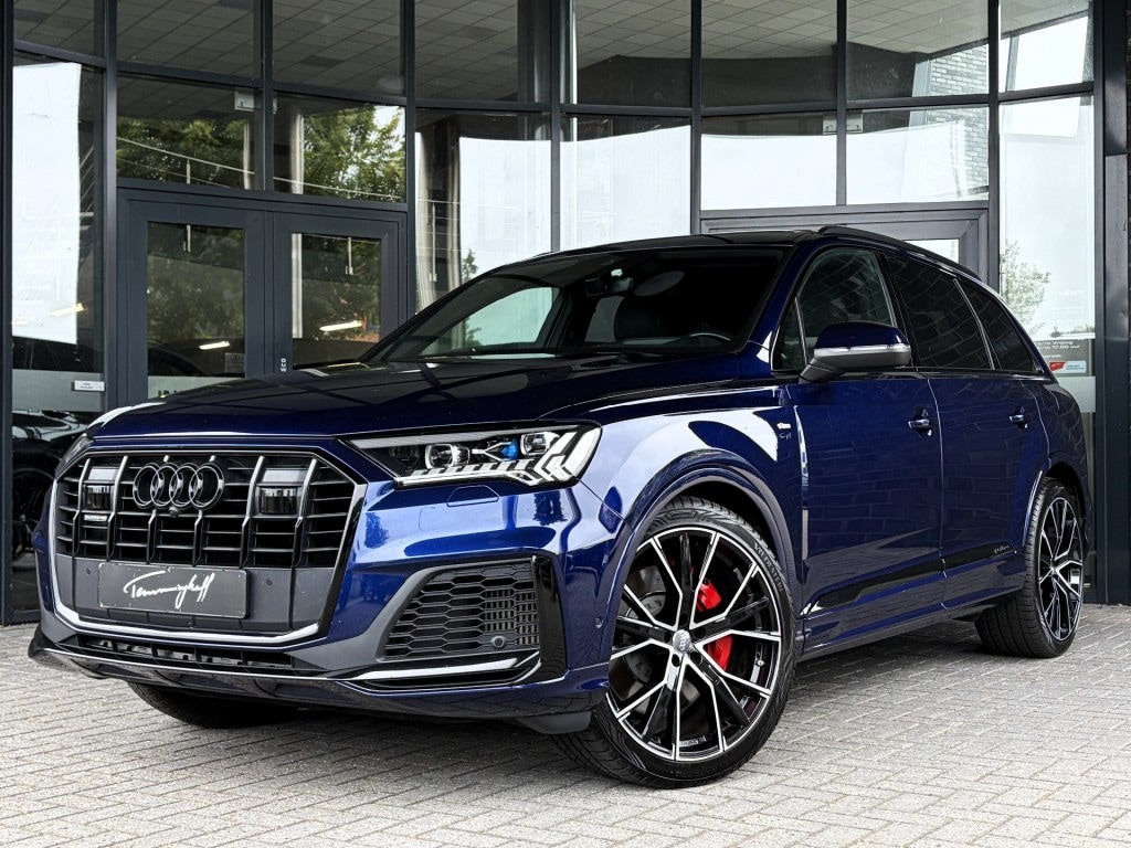Audi Q7 55 TFSI E Q. S-LINE - PANO - 22 INCH - EL. TREKH.