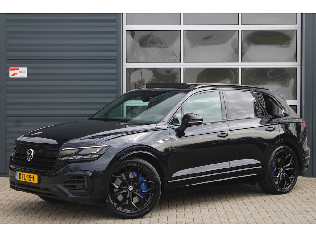 Volkswagen Touareg 3.0 TSi eHybrid 462pk 4MOTION R | Pano | HUD | Luchtvering | Massage | Elek. trekhaak
