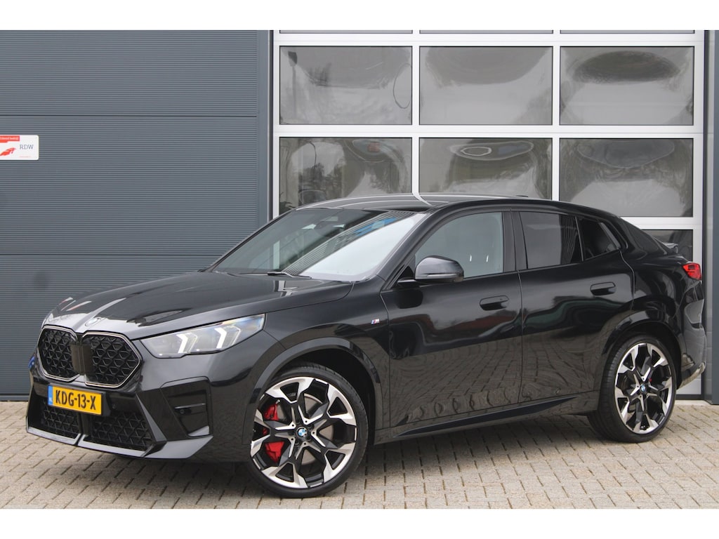 BMW X2 SDrive20i M-Sport Pro | Pano | HK | HUD | Memory | 21'' | Iconic Glow