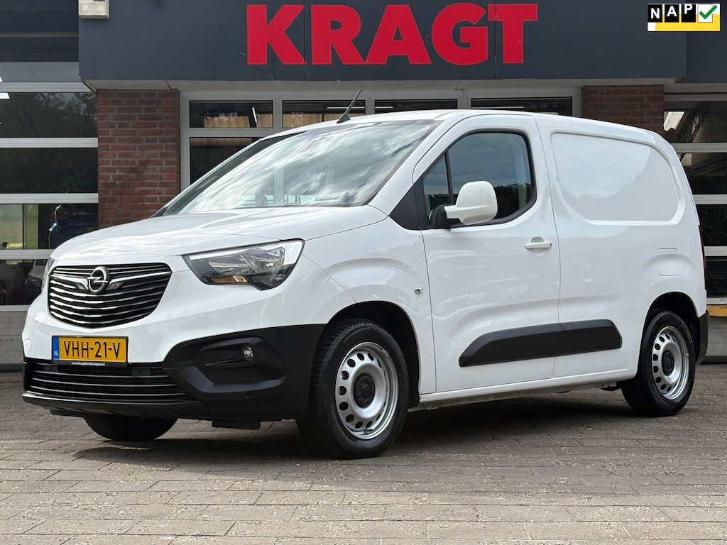 Opel Combo 1.5D L1H1 Edition|131PK|AUTOMAAT|NAP|keyless-pakket|achteruitrijcamera|apple carplay|trekhaak|airco|cruise|parkeersenso