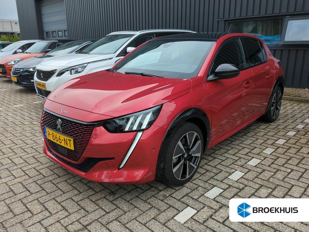 Peugeot e-208 EV GT Pack 50 kWh | Fase 3 laden | Navigatie | Camera | Stoelverwarming | Black Diamond | Alcantara |