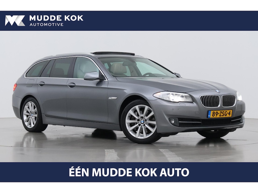 BMW 5-Serie Touring 530i Upgrade Edition | Panoramadak | Leder | Navigatie | Comfortstoelen+Memory | Stoelverwarming | Xenon | Getint Glas
