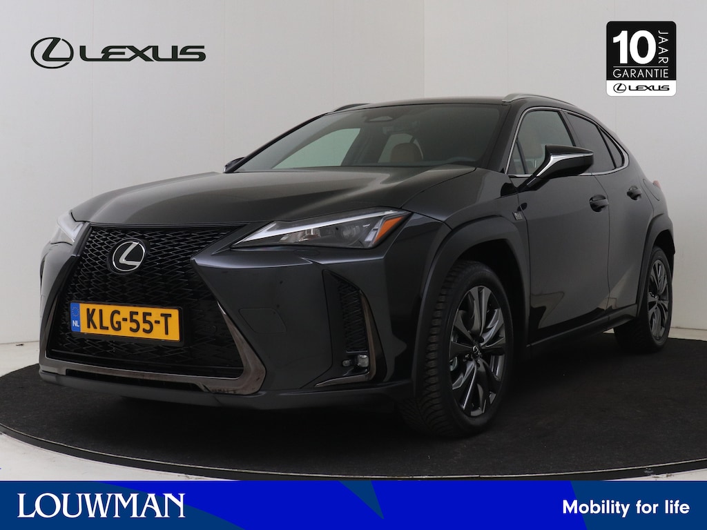 Lexus UX 300h Ultimate Edition | Lederen Bekleding | Stoel & Stuurverwarming | 18"velgen |