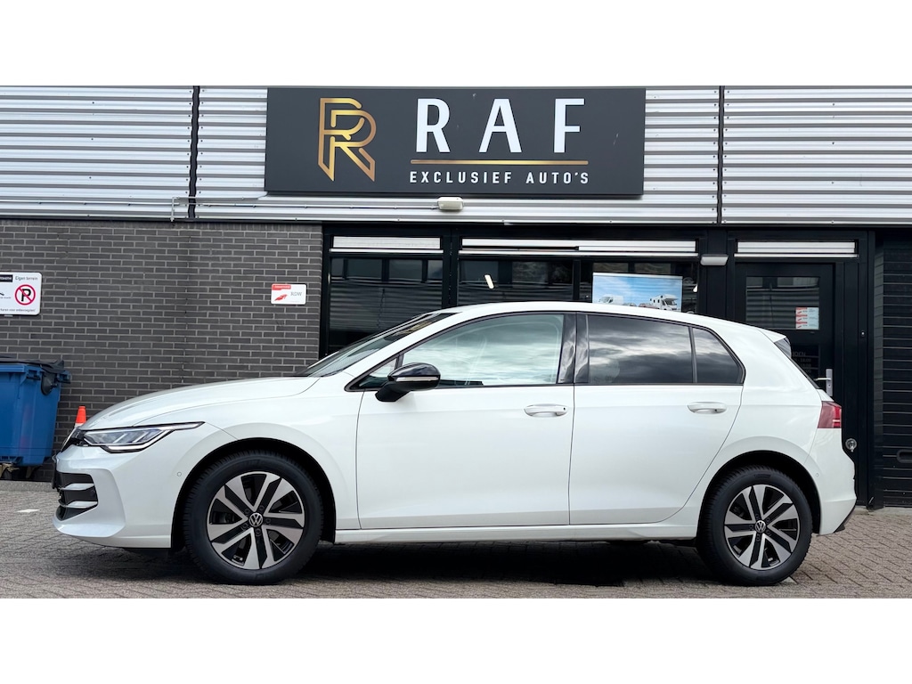Volkswagen Golf 1.5 eHybrid Life Edition ,Automaat.Stuurverw,Carplay,Cruise Adaptief,Stoelverw.