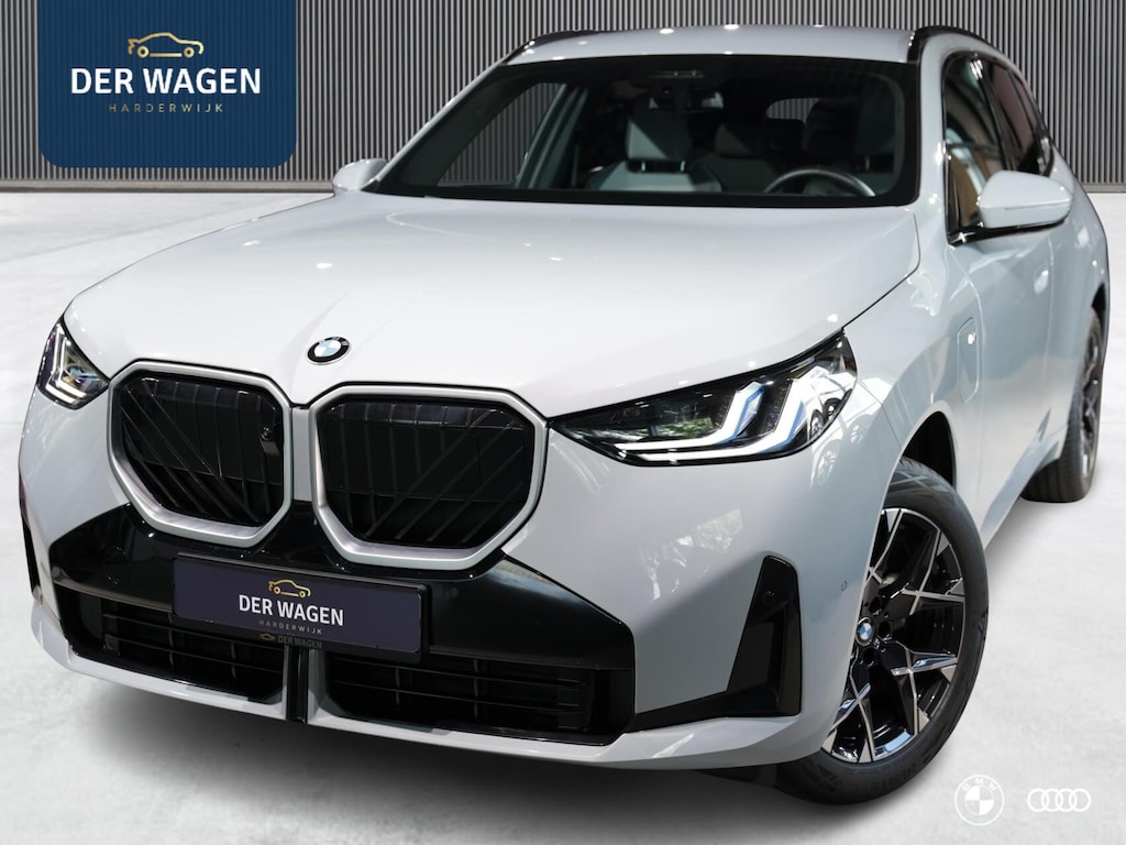BMW X3 xDr30e M SPORT / HARMANKARDON / MEMORY / HEADUP / TREKHAAK / ACC / 19"