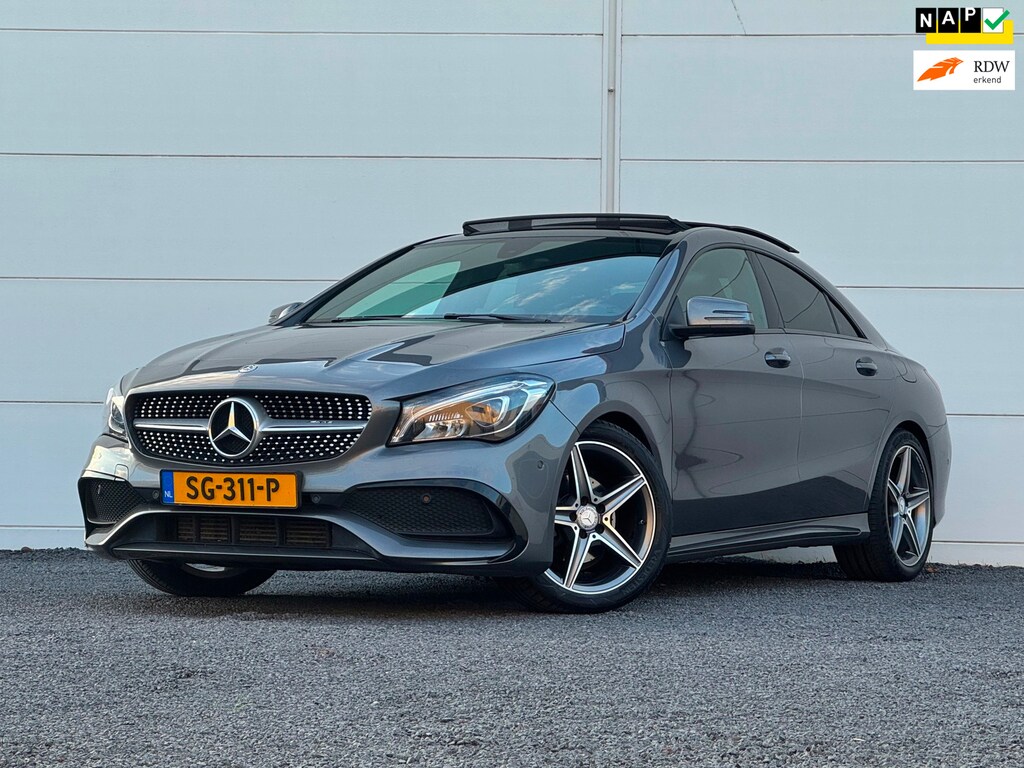 Mercedes-Benz CLA 200 Amg Org NL Pano Uitlaatklep schakelbaar AMG Diffuser Apple carplay Night pakket Keyless Go