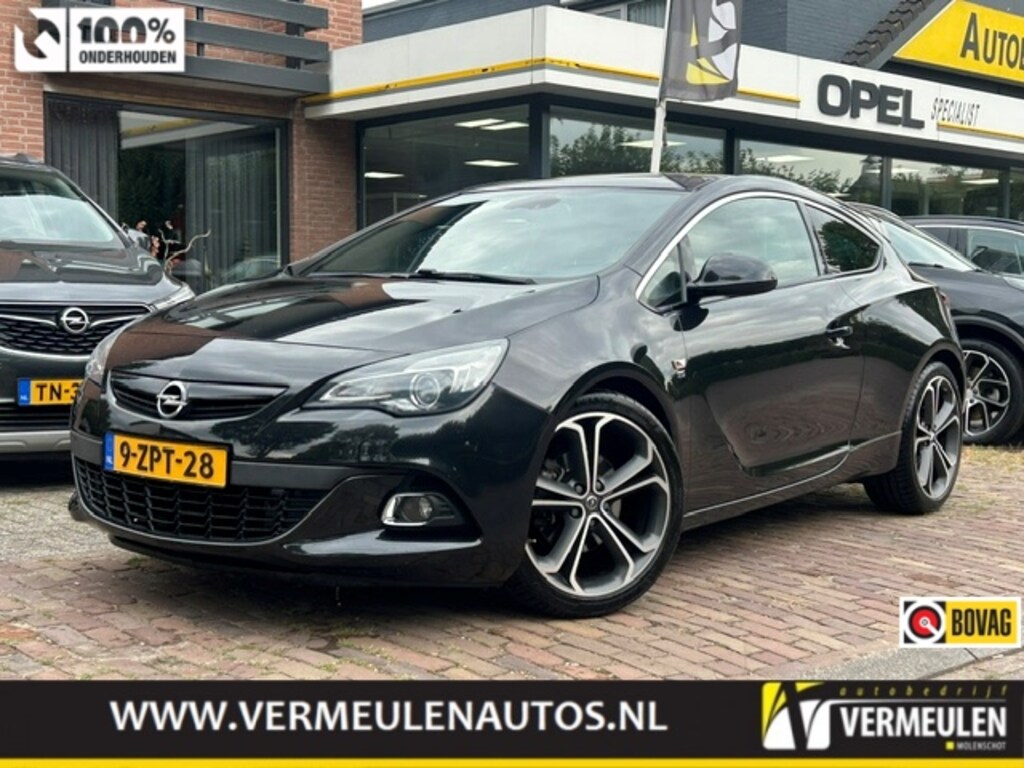 Opel Astra 1.6 Turbo 200PK Sport + 20"'/ Navi/ Clima/ Cruise/ Leder/ Camera/ NL auto