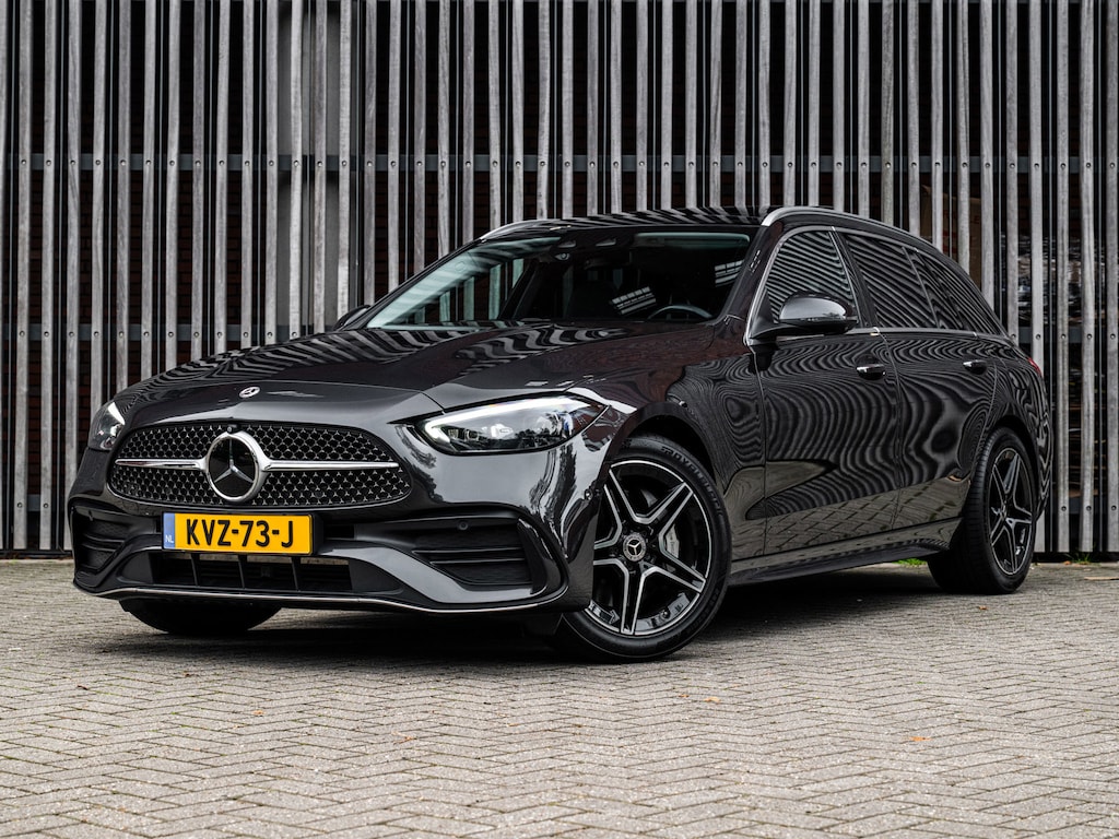 Mercedes-Benz C-klasse Estate 300e AMG |Panorama|HUD|ACC|Digital Light|360 camera|Keyless Entry+Start|MassageStoelen|LederenBekled