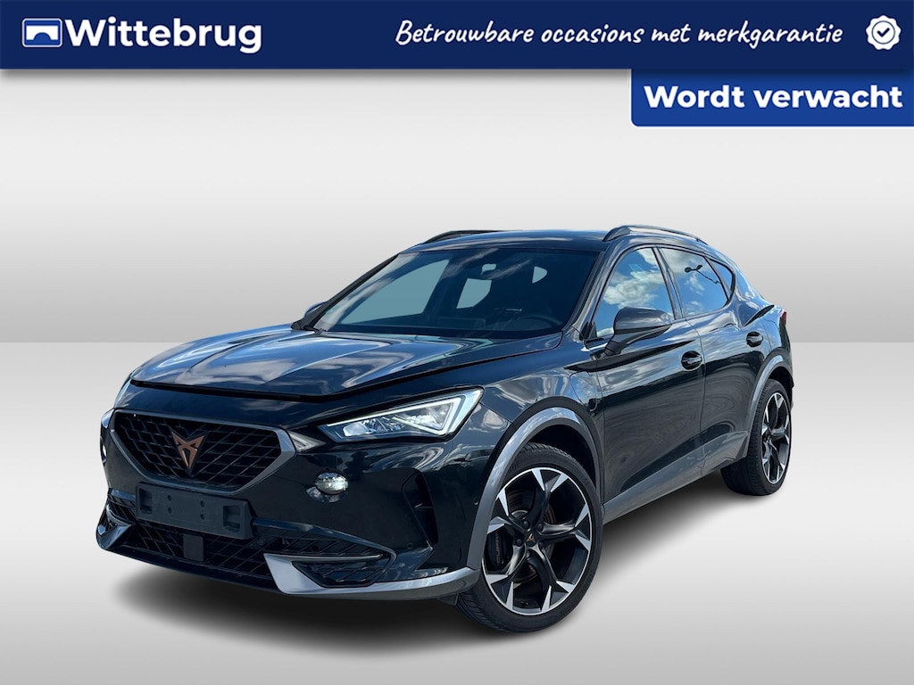 CUPRA Formentor 1.4 e-Hybrid 245PK DSG Black Edition / Memory Seat / Keyless / Achteruitrijcamera / Trekhaak /  Travel Assist /  Full Link / 19" LMV