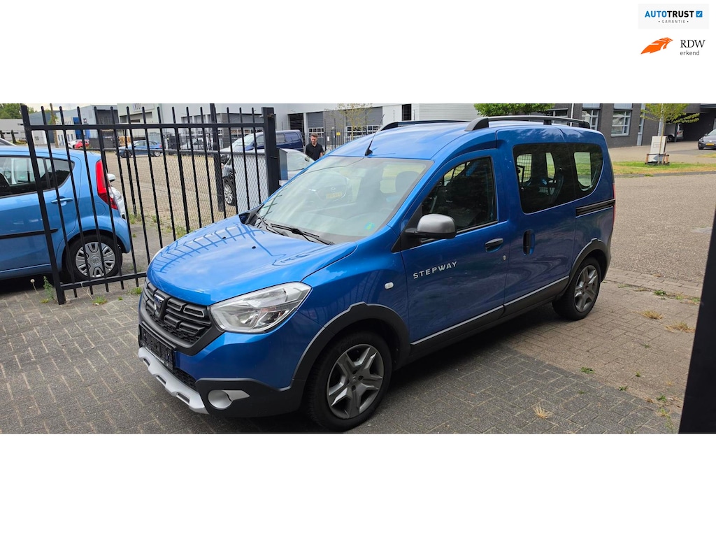 Dacia Dokker 1.6 102PK Stepway Airco Navi Cruise Trekhaak Dealer onderhouden