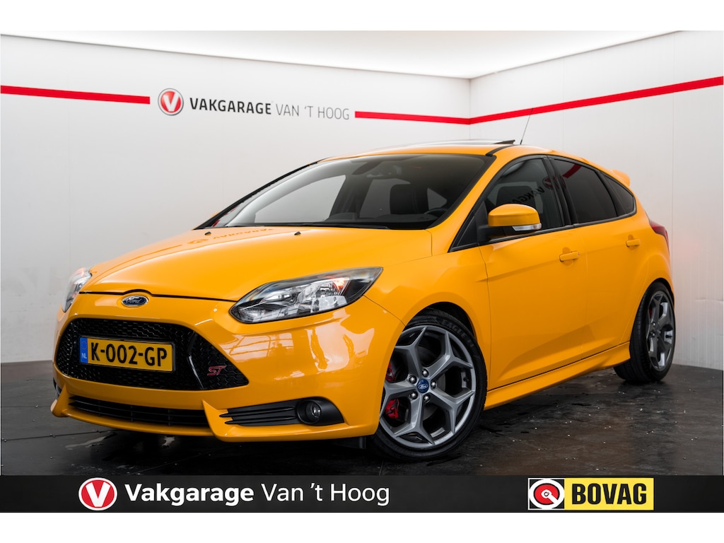 Ford Focus Ford Focus ST | Recaro | Schuifdak | Camera | Navi | 18”