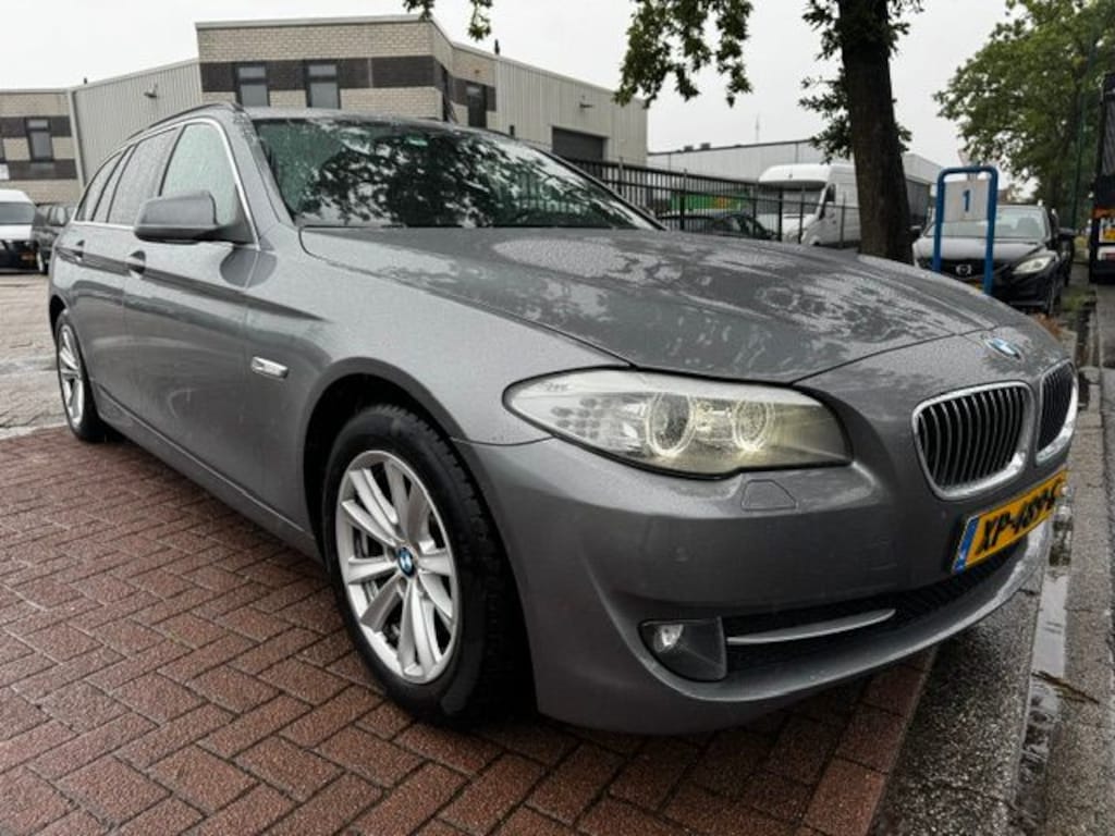 BMW 5-Serie Touring 520d Executive Automaat Airco/ECC,Navigatie,Leder,Xenon