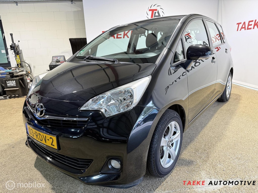 Toyota Verso-S 1.3 VVT-i Aspiration AUT/CLIMA/CAMERA/APK/NAP