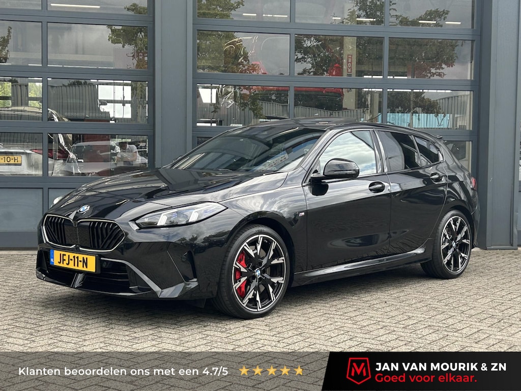 BMW 1-Serie 123 xDrive | Panoramadak | Harman Kardon | Head Up | Camera