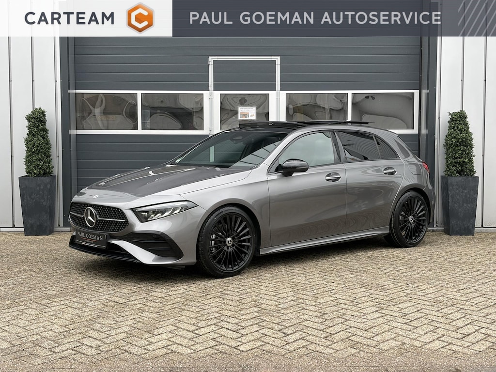 Mercedes-Benz A-klasse 180 Star Edition | Keyless | Pano | Sfeer | Camera | Stoel verwarming |