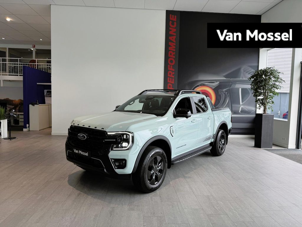 Ford Ranger Stormtrak 2,3 PHEV Double Cab | CHILL GREY | 2,3KW PRO POWER ONBOARD| 3500KG TREKGEWICHT | ROLLERTOP | ADAPTIVE CRUISE | 360 CAMERA | STOEL EN STUURVERWARMING | B&O |