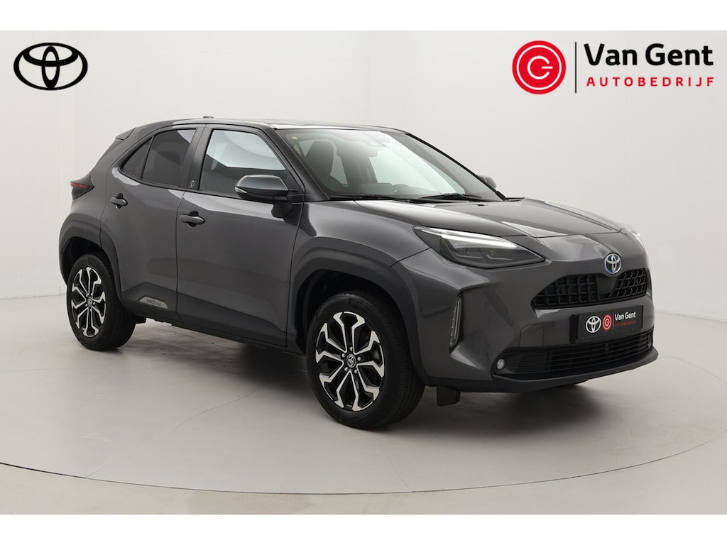 Toyota Yaris Cross 1.5 Hybrid Dynamic | Dodehoek detectie | Parkeersensoren voor/achter | Apple Carplay / Android Auto | Stoel-/stuurverwarming | Matrix LED | Adaptive Cruise | Keyless | Clima | Camera | 17 inch