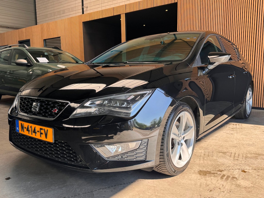 SEAT Leon ST 1.4 EcoTSI FR Connect Automaat Stoelverw.|Navi|Carplay|LED|Clima