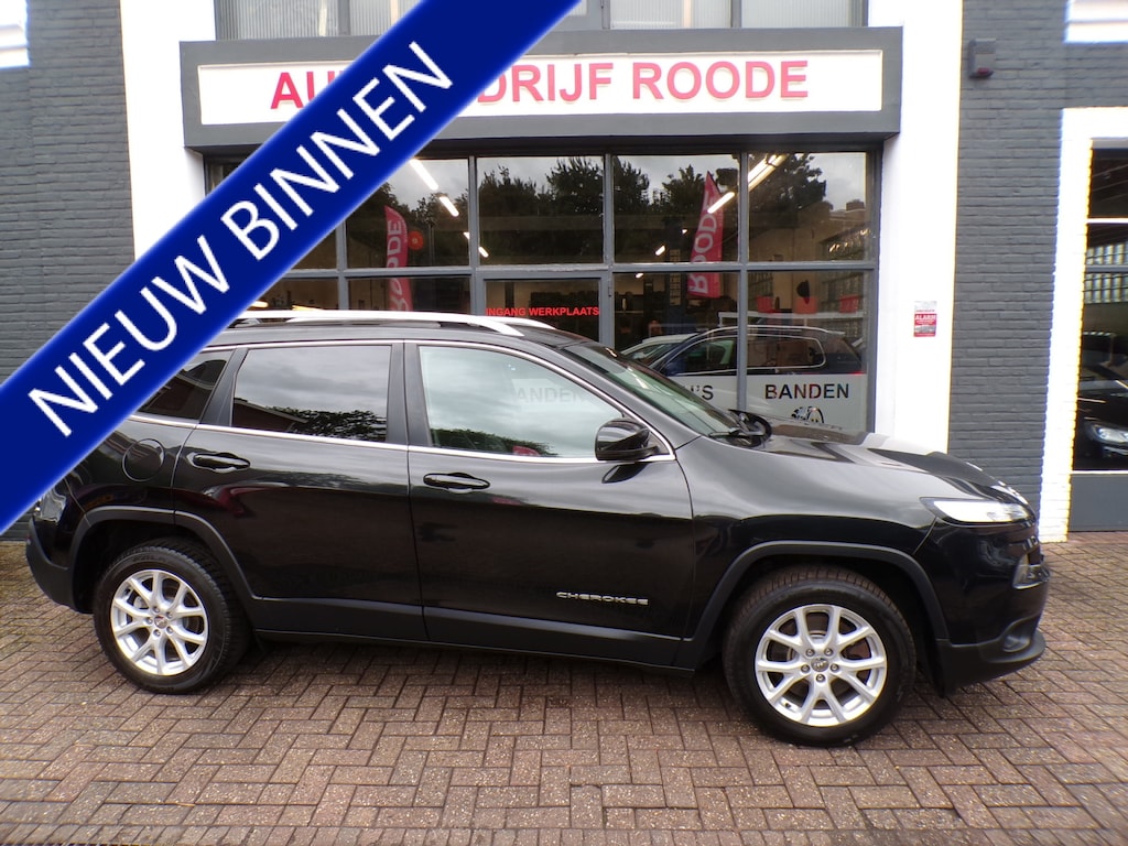 Jeep Cherokee 2.0 Longtitude TOP STAAT EN VEEL EXTRA'S!