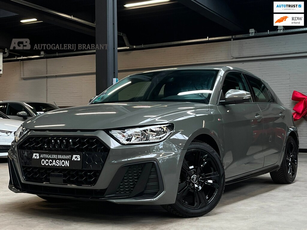 Audi A1 Sportback 30 TFSI S Line *Stoelverwarming/Rijstrookassistentie/Automaat