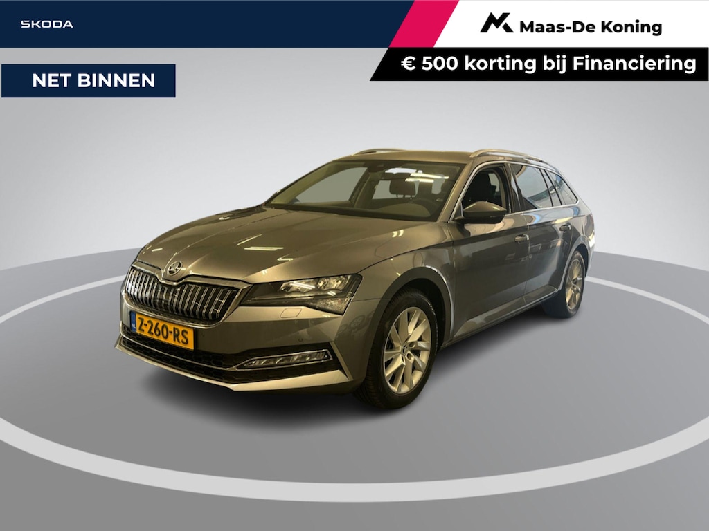 Skoda Superb Combi 1.4 TSI iV 218pk DSG Business Edition Plus · Camera · Inklap. Trekhaak · Stoelverwarming · Keyless · ACC · Apple/Android Car Play · Garantie t/m 17-06-2028 of 100.000km