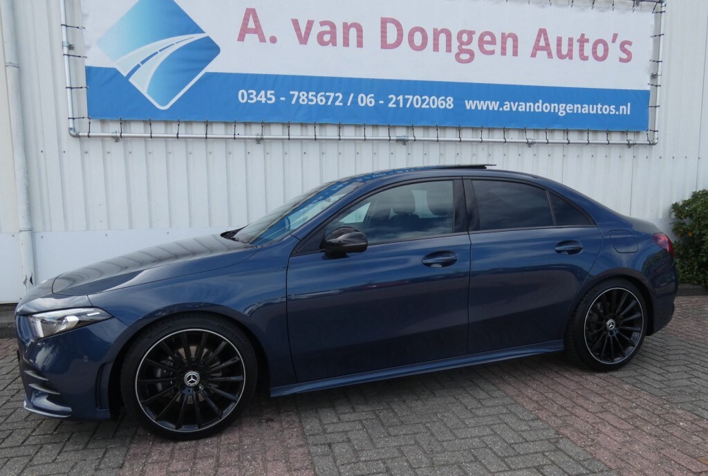 Mercedes-Benz A-klasse 200 AMG UPGRADE EDITION,Pano,Led,Camera