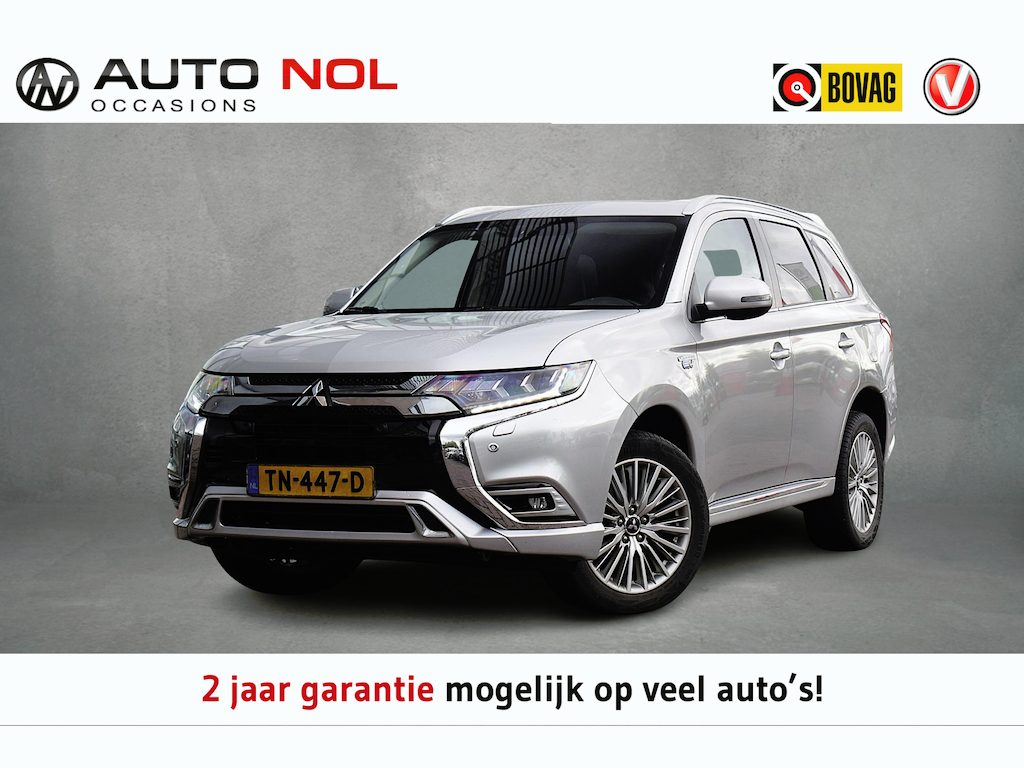 Mitsubishi Outlander 2.4 PHEV Intense+ | Trekhaak | Schuifdak | Half Leer | Stuur- en Stoelverwarming