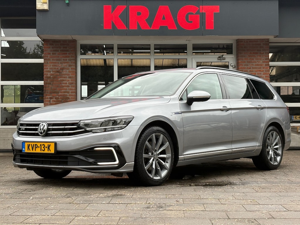 Volkswagen Passat Variant Business 1.4 PHEV 218 pk - trekhaak - camera - winterpack - zuinig!