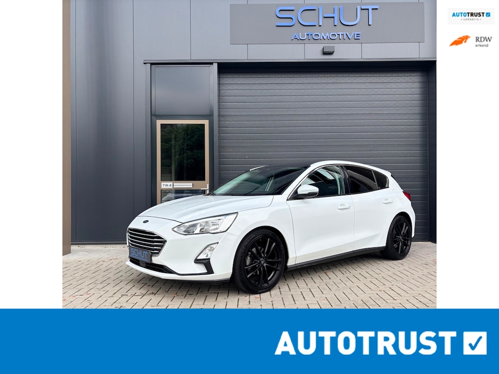 Ford Focus 125pk SPORT Edition CARPLAY | 18INCH | BLACK WHITE | AIRCO | STOER