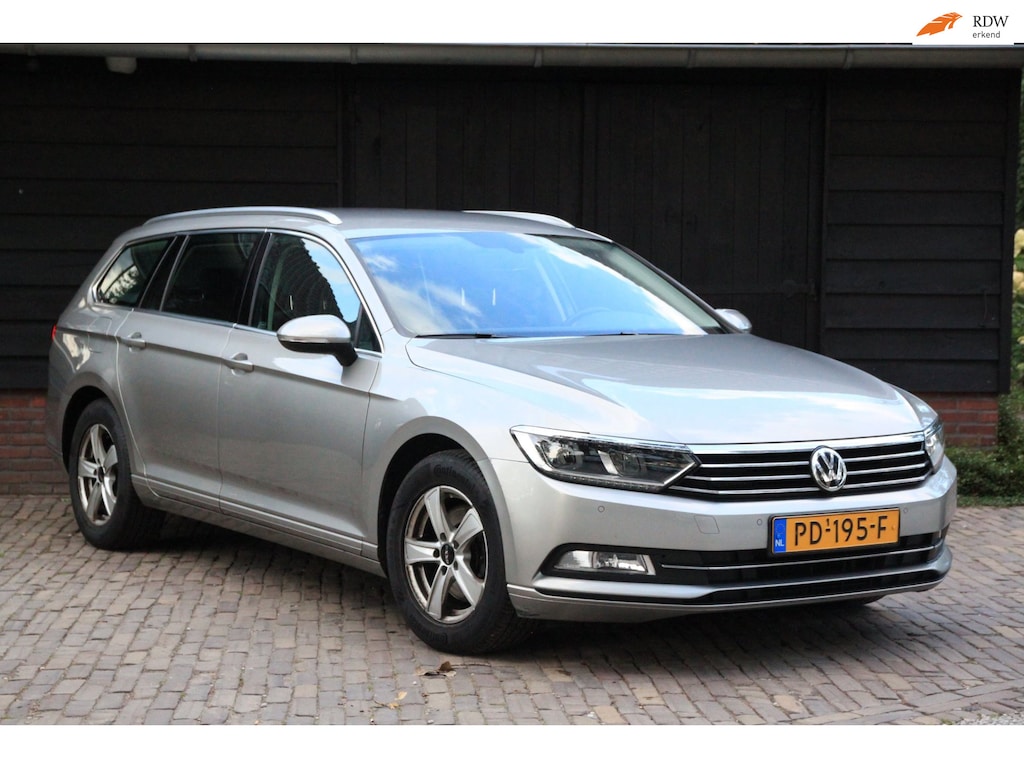 Volkswagen Passat Variant 1.4 TSI Comfortline Business Navigatie/Parkeersensor v,a/Trekhaak afneembaar