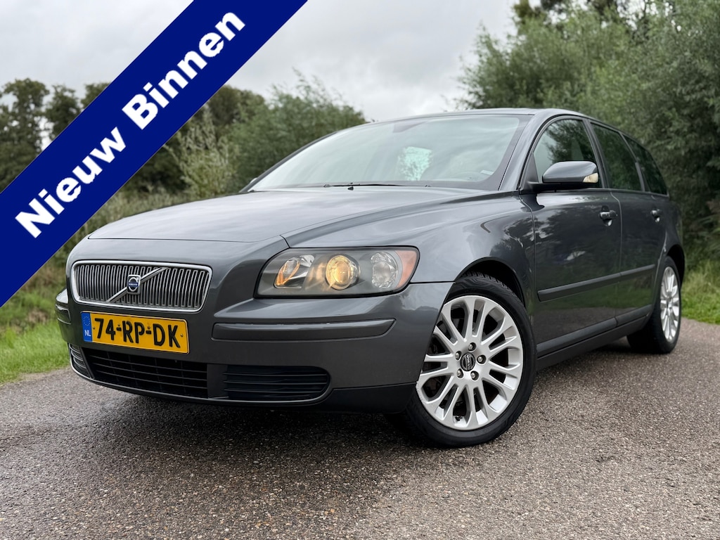 Volvo V50 2.4 Kinetic / Automaat / Airco / Cruise Control / Elektrische ramen /