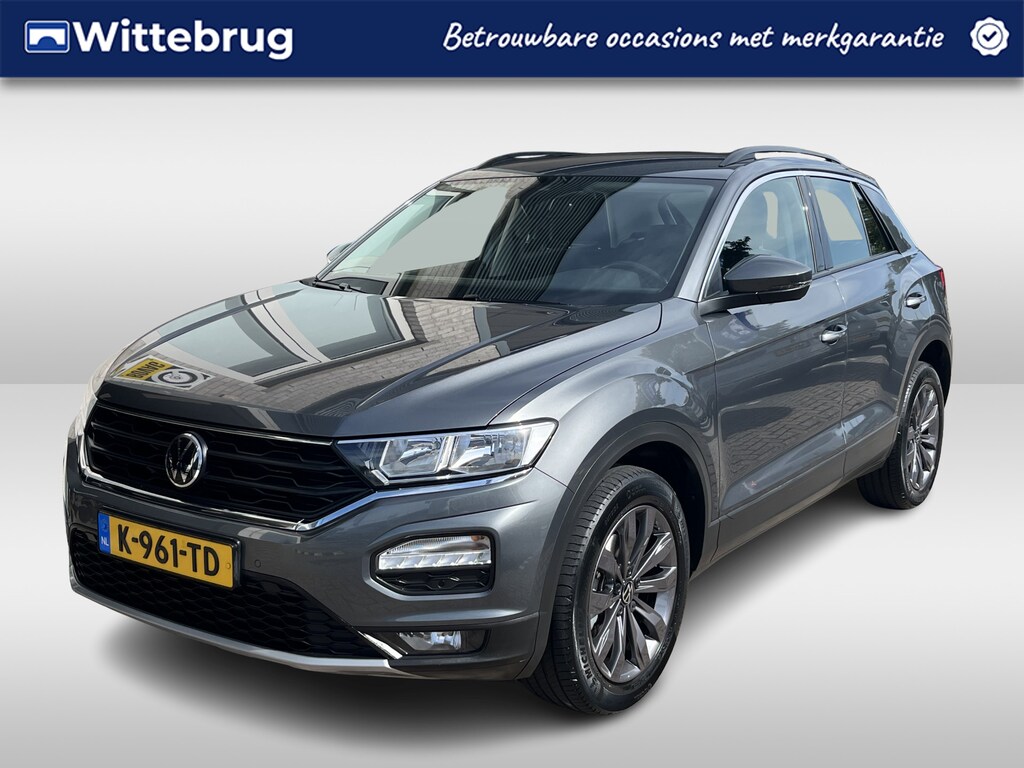 Volkswagen T-Roc 1.0 TSI Style / ADAPTIVE CRUISE/ PARKEER SENSOREN V+A/ CAMERA/ APP-CONNECT/ DAB/ CLIMA/ 17'' LMV