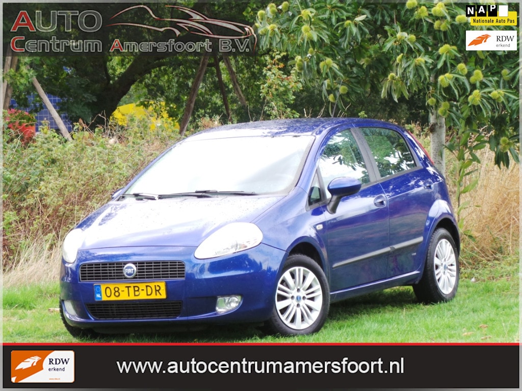 Fiat Punto Grande 1.4-16V Emotion ( INRUIL MOGELIJK )